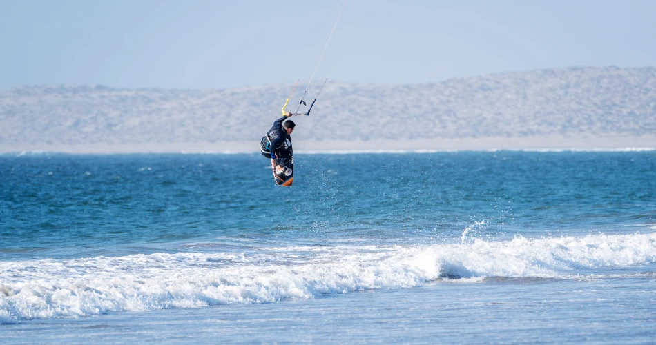Parasailing & Sukan Air Berhampiran Pantai Juhu dan Versova