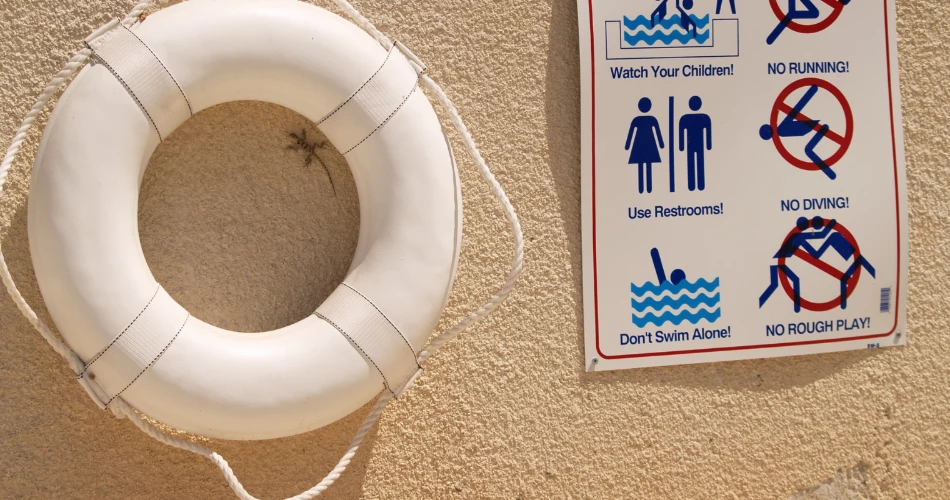 Parasailing & Sukan Air Berhampiran Pantai Juhu dan Versova