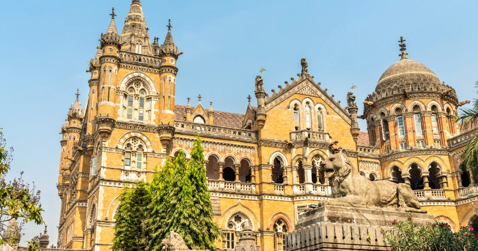 Mumbai Marathon: Running Through the Spirit of the City