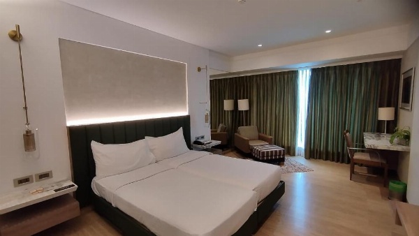 Mirage Hotel, Mumbai International Airport image 48