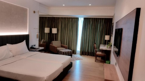 Mirage Hotel, Mumbai International Airport image 50