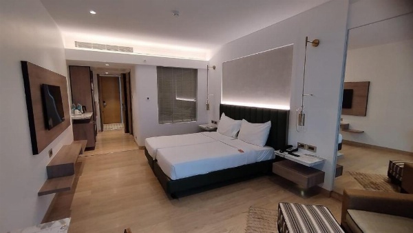Mirage Hotel, Mumbai International Airport image 52